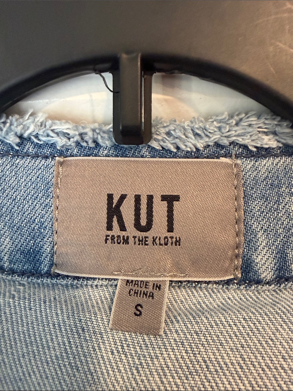KUT from the Kloth Olea Frayed Denim Jacket Light Wash Small - Picture 2 of 11